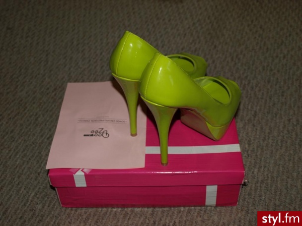 Szpilki Buty Moda