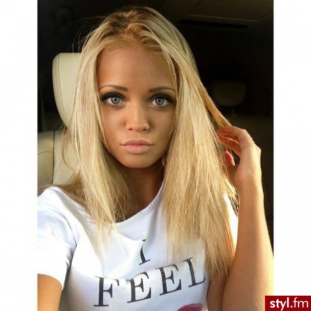 Blond Rozpuszczone Proste Na co dzień Średnie Fryzury