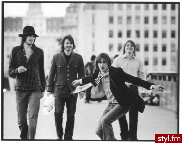 Kasabian <3 - Średnie Męskie Fryzury