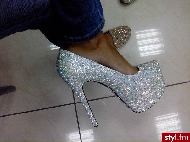 Szpilki Buty Moda