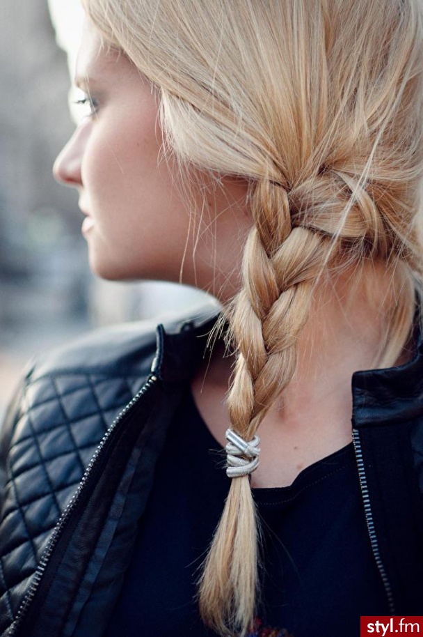 Blond Warkocze Proste Na co dzień Średnie Fryzury