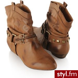 Vintage Cowboy Boots - Forever21 - Polyvore. Pobrano ze strony: http://www.polyvore.com/vintage_cowboy_boots/thing?id=15325962 - Pozostałe Buty Moda