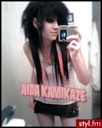 EMO Alternatywne Średnie Fryzury