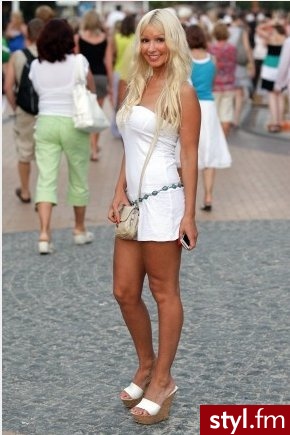 Diana Martinele - Wieczorowe Sukienki Moda