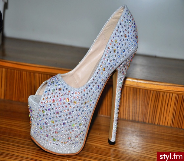 Szpilki Buty Moda