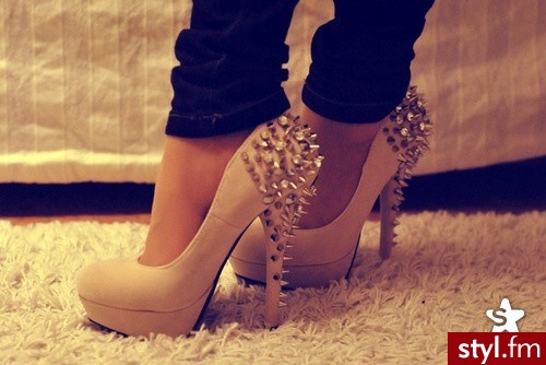Szpilki Buty Moda