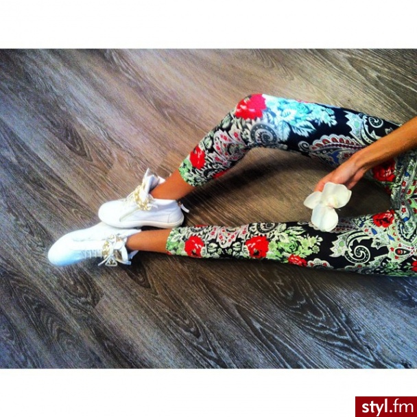Leginsy Spodnie Moda