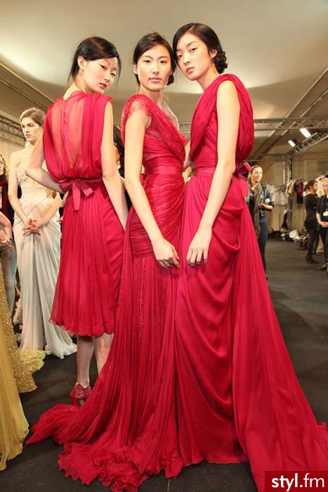 Sukienki Moda
