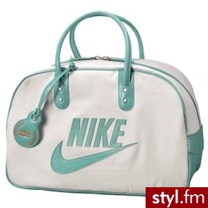 Nike Sport Exotic Premium Club Bag - Polyvore. Pobrano ze strony: http://www.polyvore.com/nike_sport_exotic_premium_club/thing?id=5805621 - Pozostałe Torebki Moda
