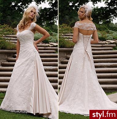 D737 - Suknie ślubne Ślub Moda