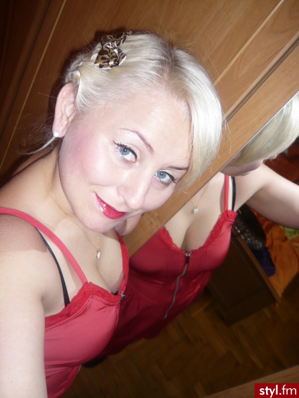 Blond Upięcie Proste Na co dzień Średnie Fryzury