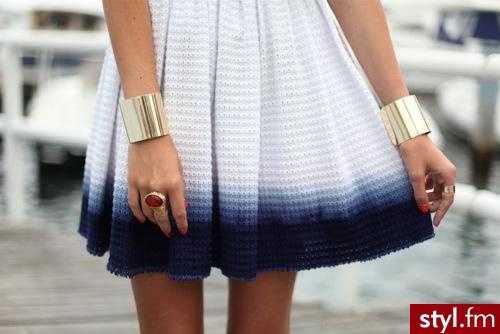 Średnie Spódnice Moda