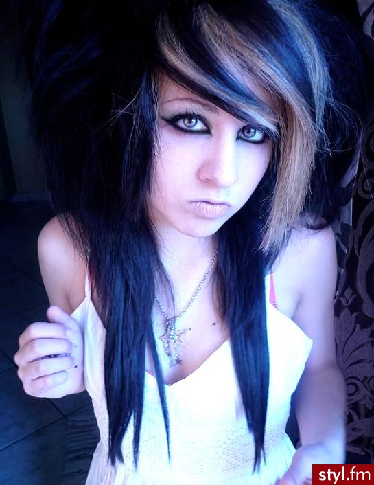 EMO Alternatywne Średnie Fryzury