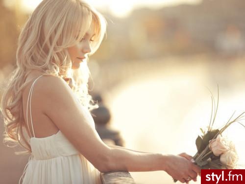 Blond Rozpuszczone Kręcone Na co dzień Długie Fryzury