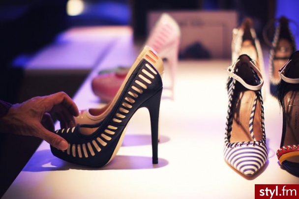 Szpilki Buty Moda