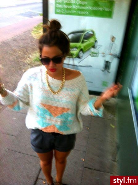 Swetry Ciuchy Moda