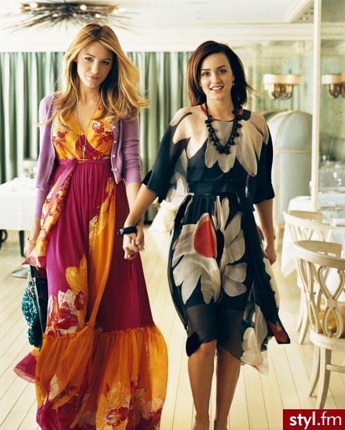 Sukienki Moda