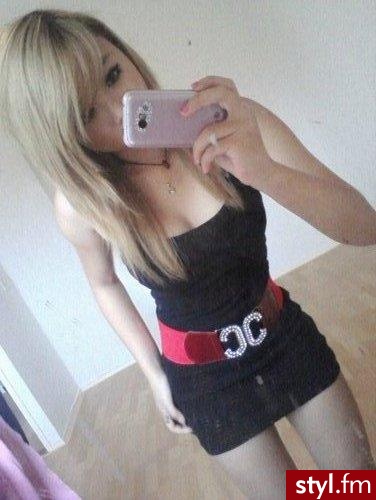 Średnie Fryzury
