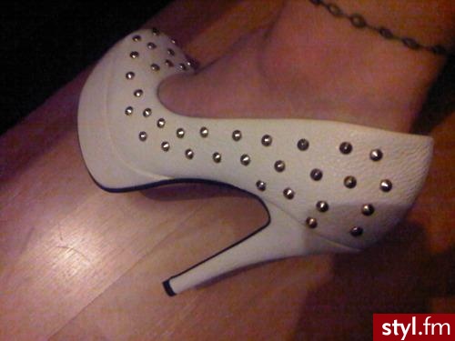 Szpilki Buty Moda