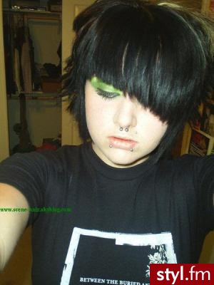 EMO Alternatywne Średnie Fryzury