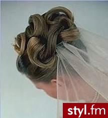 fryzury slubne. Fryzury ślubne, wieczorowe. fryzury slubne - Internetowy Katalog Fryzur IKF.com.pl, propozycje fryzur na każdą okazję np. moda fryzury - Ślubne Średnie Fryzury