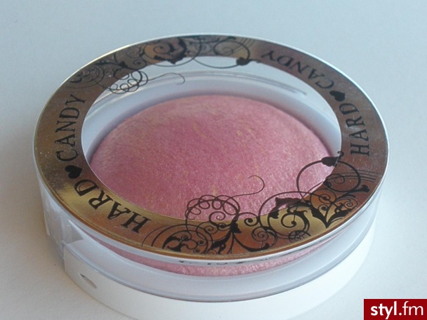 Hard Candy Crush Baked Blush - Living Doll - Makijaże