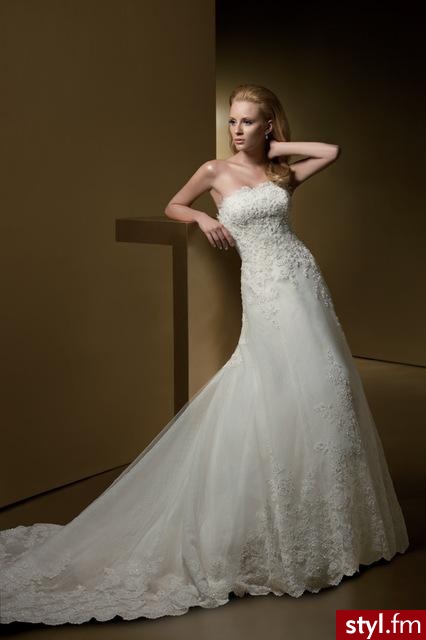 http://www.allegro.pl/show_item.php?item=617359115 - Suknie ślubne Ślub Moda