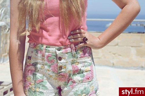 Spodnie Moda