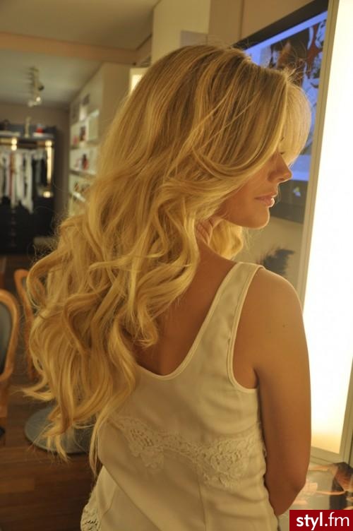 Blond Rozpuszczone Kręcone Na co dzień Długie Fryzury