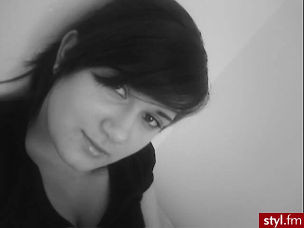 *********** - Średnie Fryzury