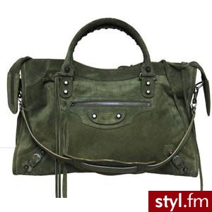 High End - Polyvore. Pobrano ze strony: http://www.polyvore.com/high_end/collection?id=754188 - Misz-masz