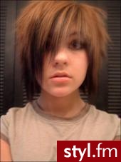 EMO Alternatywne Średnie Fryzury