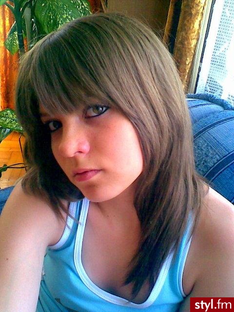 Średnie Fryzury