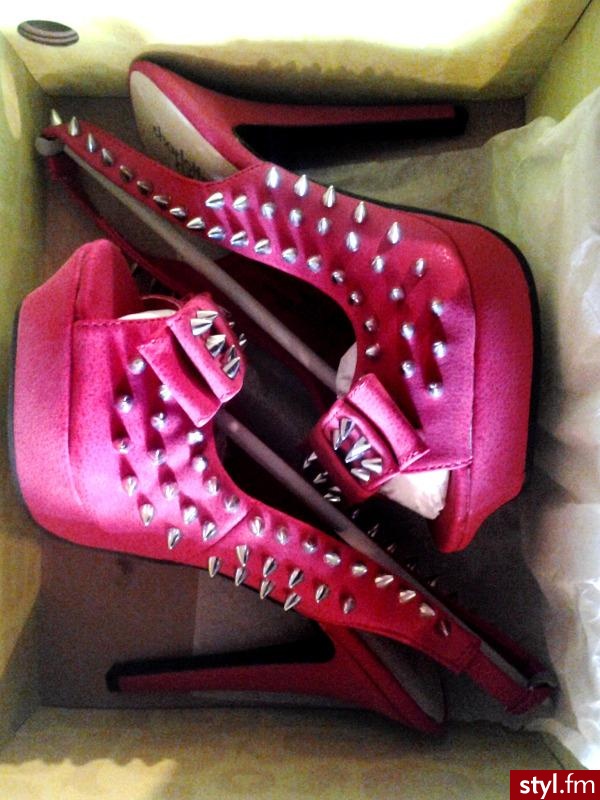 Szpilki Buty Moda