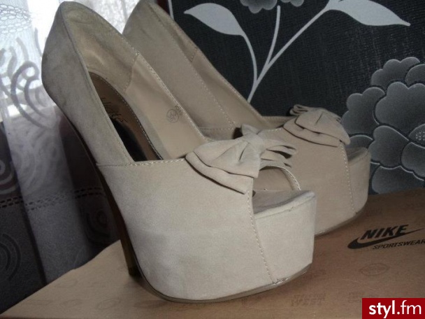 Szpilki Buty Moda