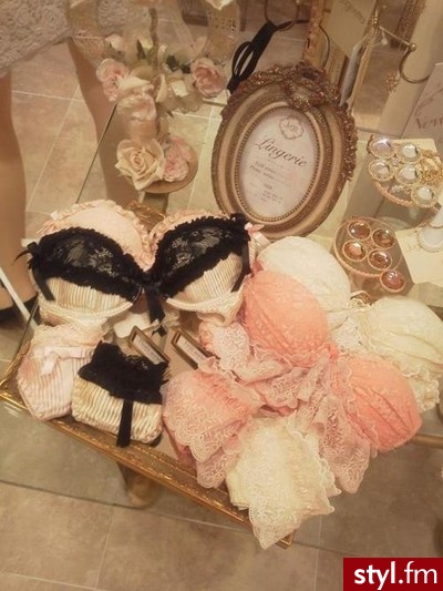 Komplety Bielizna Moda