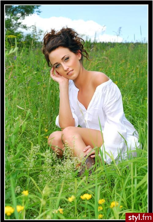 Średnie Fryzury