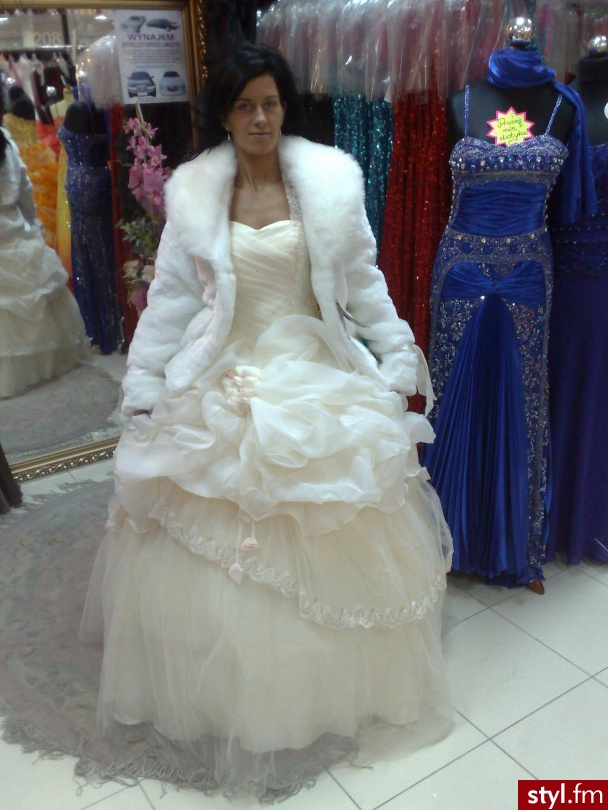 Średnie Fryzury