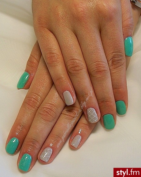 manicure hybrydowy - Kwadratowe Stempelki Naturalne Paznokcie