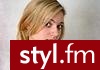 Rozczeasne włosy rozpuścić  za głową.:) Grzywke rozczesać na lewą strone - Długie Fryzury