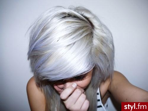 Blond Rozpuszczone Proste Na co dzień Średnie Fryzury