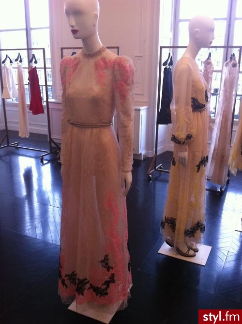 Sukienki Moda