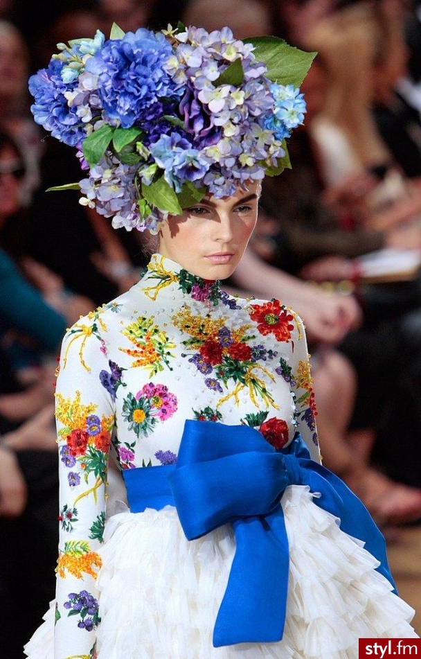 podoba mi się bardzo ta koszulka/góra od sukienki.
piękne kolory i wykonanie! - Pozostałe Ciuchy Moda
