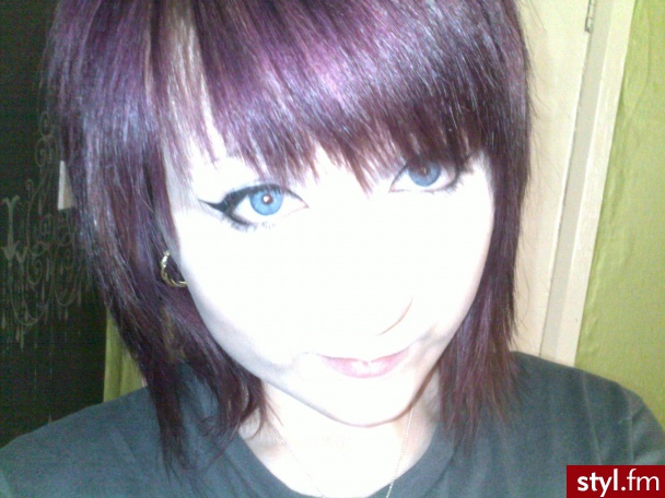 ja ;3 chuuu - Krótkie Fryzury