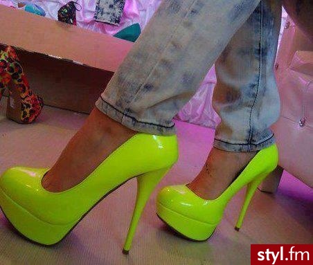 Szpilki Buty Moda