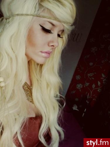 Blond Rozpuszczone Kręcone Na co dzień Długie Fryzury