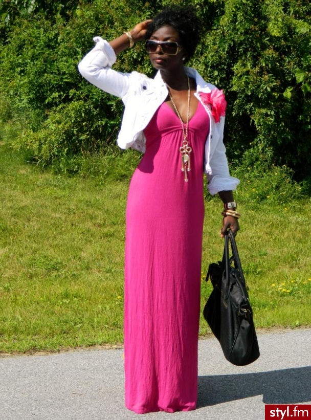 Sukienki Moda