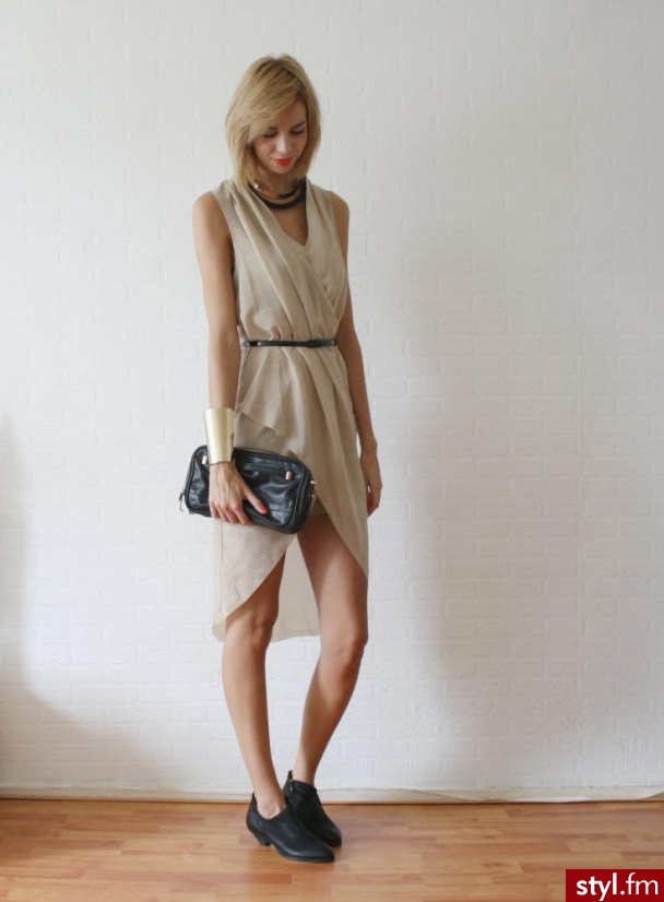 Sukienki Moda