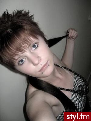 nieudana fryzura imou :)) - EMO Alternatywne Średnie Fryzury