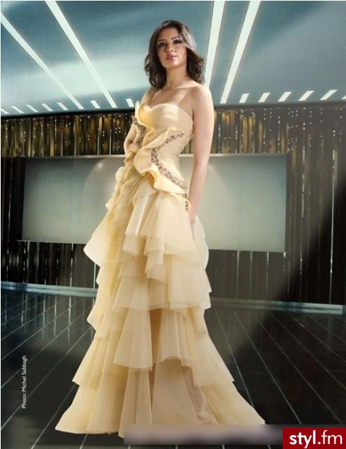 Sukienki Moda